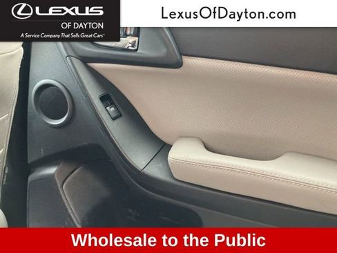 Used 2016 Subaru Forester 2.5i Touring w/ Eyesight & Navigation System image 21