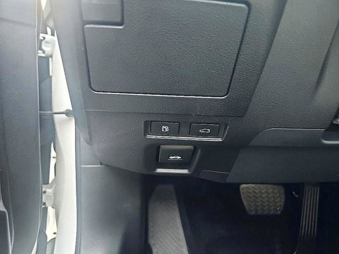 Used 2022 Lexus ES 300h w/ Premium Package image 19