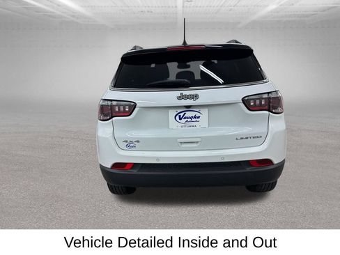 Used 2025 Jeep Compass Limited AWD/4WD image 11