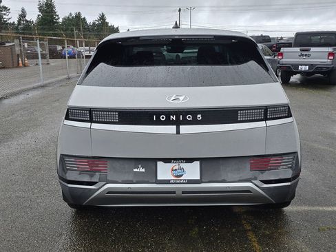 Used 2024 Hyundai Ioniq 5 SEL image 4