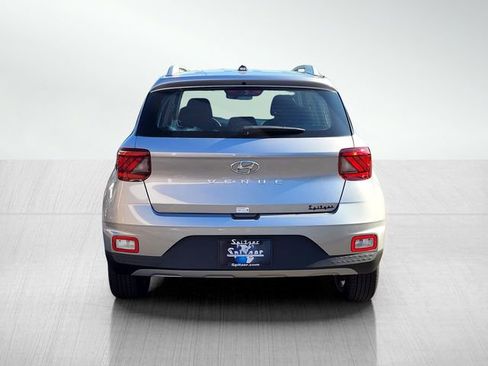 New 2025 Hyundai Venue SEL image 7