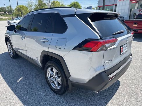 Used 2025 Toyota RAV4 XLE w/ Convenience Package AWD/4WD image 5