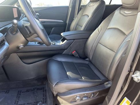 Certified 2025 Cadillac XT4 Premium Luxury w/ Technology Package image 22