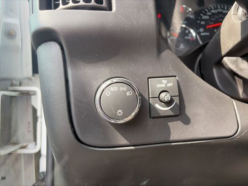 Used 2023 Chevrolet Express 2500 Extended w/ Driver Convenience Package image 16