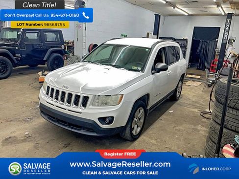 Used 2012 Jeep Compass Sport image 3