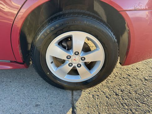 Used 2006 Pontiac Grand Prix image 9