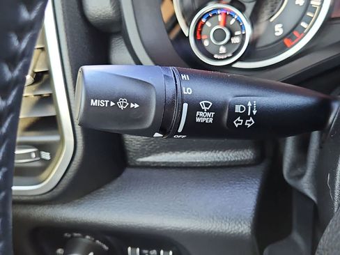 Certified 2021 RAM 1500 Laramie image 29