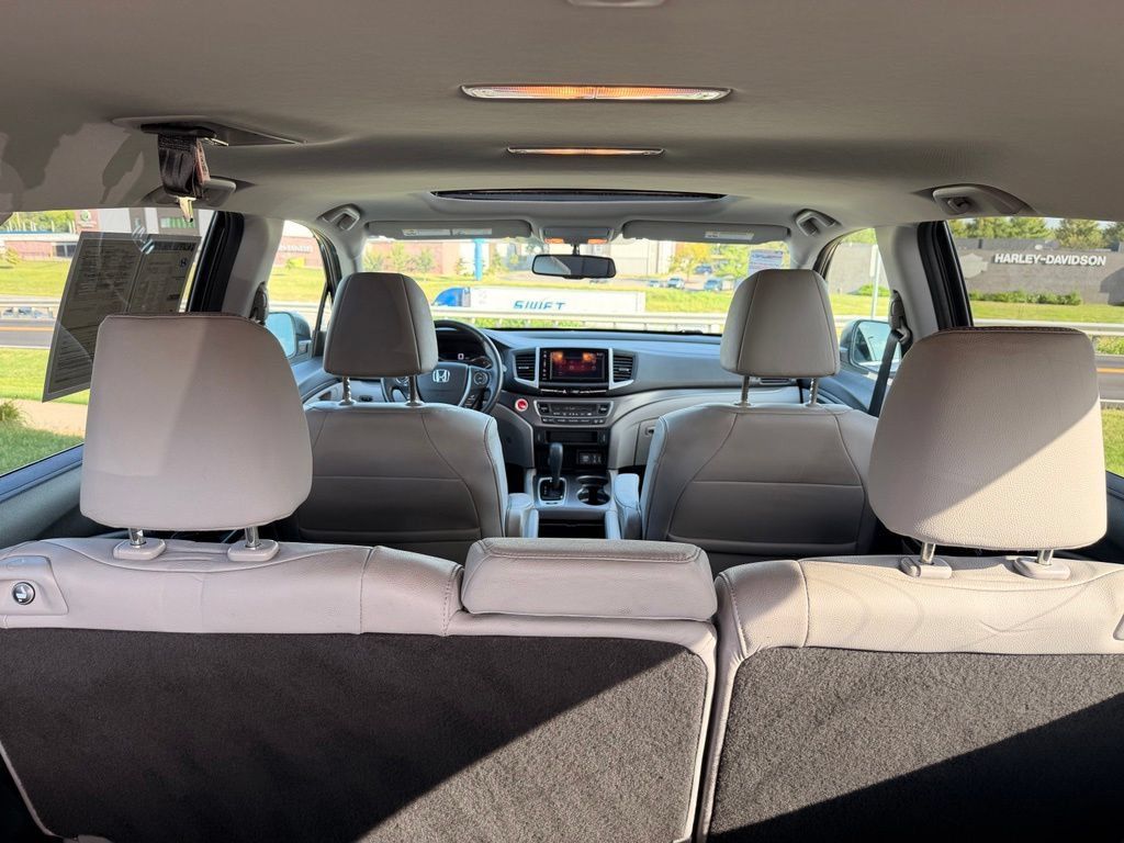 Used 2017 Honda Pilot EX-L image 6