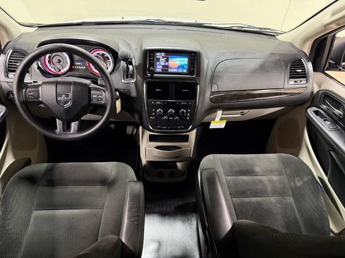 Used 2019 Dodge Grand Caravan SE image 54