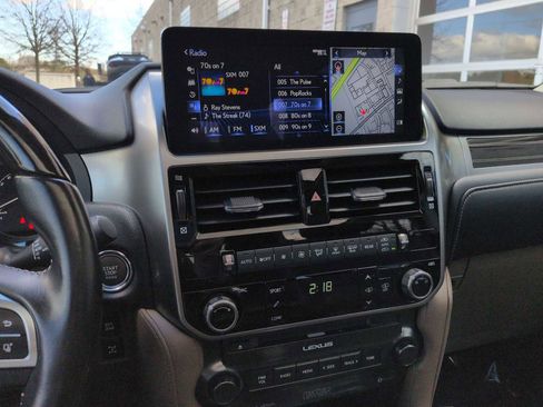 Used 2022 Lexus GX 460 Luxury w/ Sport Design Package image 30