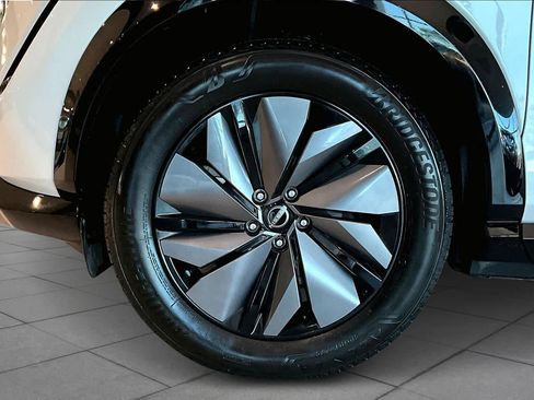 Certified 2024 Nissan Ariya FWD image 9