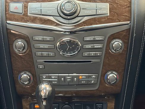 Used 2017 INFINITI QX80 2WD w/ Driver Assistance Package image 17