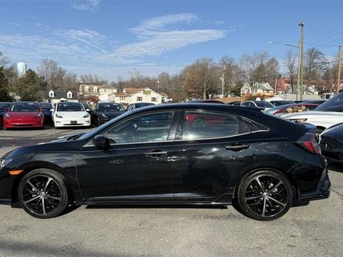 Used 2020 Honda Civic Sport image 2