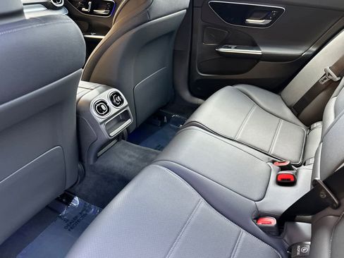 New 2025 Mercedes-Benz C 300 4MATIC Sedan image 11