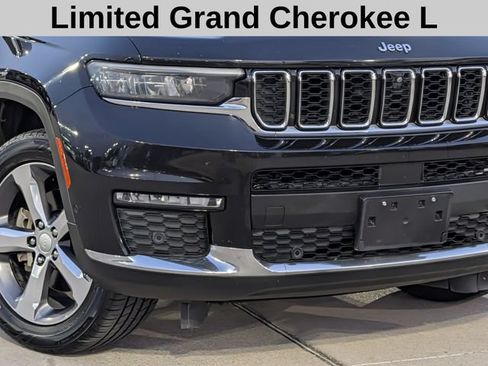 Used 2021 Jeep Grand Cherokee L Limited w/ Luxury Tech Group II AWD/4WD image 3