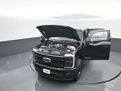 New 2026 Ford F350 Platinum w/ FX4 Off-Road Package image 40