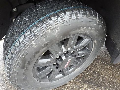 New 2026 GMC Sierra 2500 AT4 w/ AT4 Preferred Package image 14