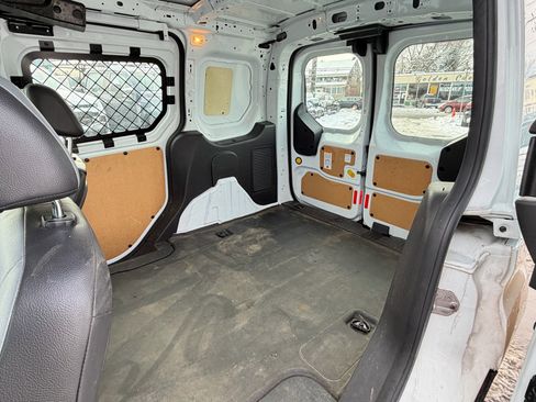 Used 2018 Ford Transit Connect XL image 10