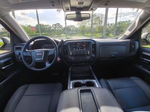 Used 2014 GMC Sierra 1500 SLT w/ SLT Preferred Package AWD/4WD image 22