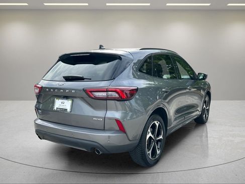 Used 2023 Ford Escape ST-Line Elite w/ Premium Technology Package AWD/4WD image 5