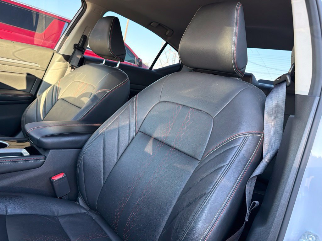 Used 2024 Nissan Altima 2.5 SR w/ SR Premium Package FWD image 15