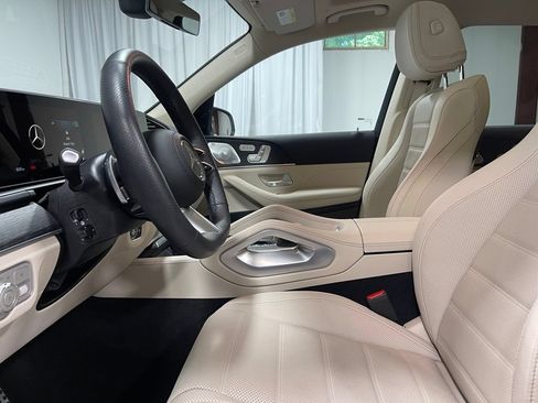 Used 2026 Mercedes-Benz GLS 450 4MATIC image 20