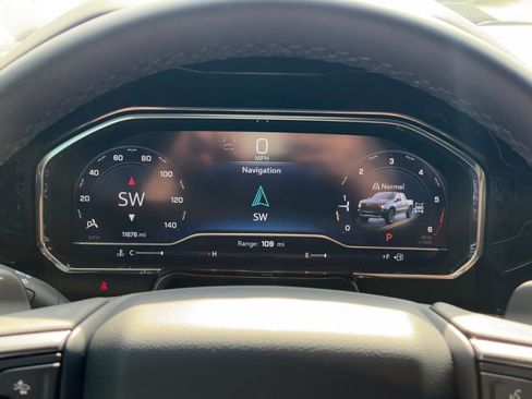 Used 2025 Chevrolet Silverado 1500 ZR2 w/ Technology Package image 14