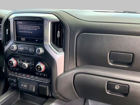 Used 2019 GMC Sierra 1500 SLT w/ SLT Convenience Package AWD/4WD image 18