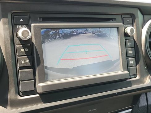 Used 2018 Toyota Tacoma SR w/ SR Convenience Package RWD image 15