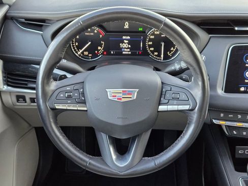 Certified 2023 Cadillac XT4 Premium Luxury w/ Driver Assist Package image 15