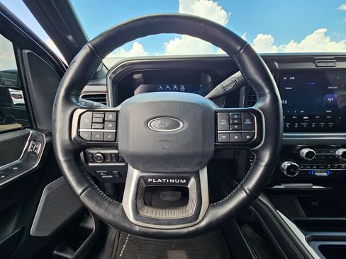 Used 2025 Ford F350 Platinum AWD/4WD image 18
