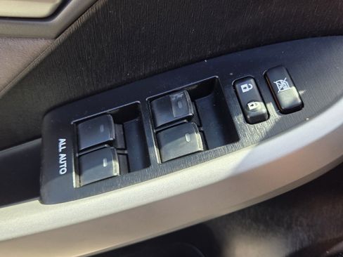 Used 2012 Toyota Prius Three FWD image 14