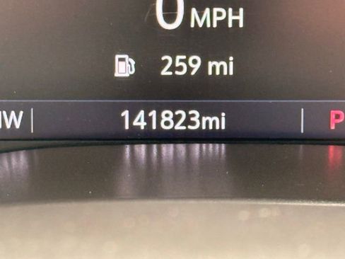 Used 2019 Chevrolet Colorado Z71 image 34