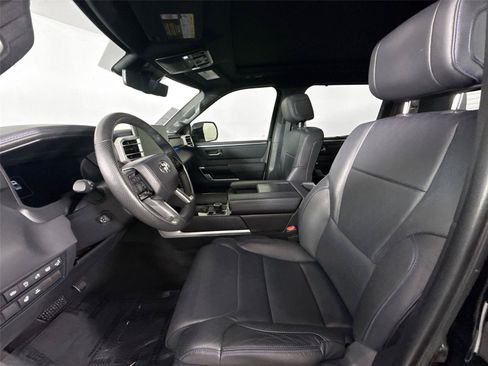 Used 2023 Toyota Tundra Platinum AWD/4WD image 3