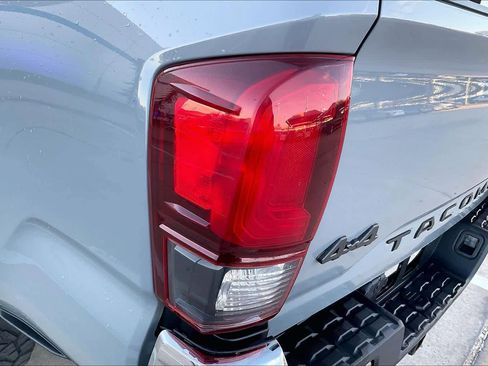 Used 2021 Toyota Tacoma SR5 image 28