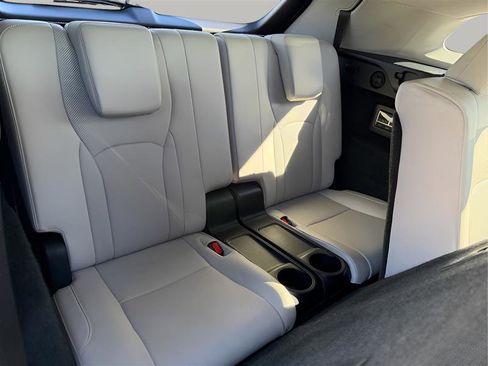 Used 2021 Lexus RX 350L FWD image 33