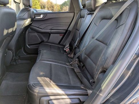 Used 2022 Ford Escape SEL w/ Technology Package image 16