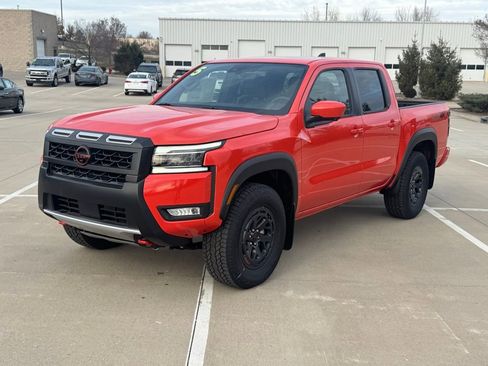 New 2025 Nissan Frontier PRO-4X w/ Pro Premium Package image 3