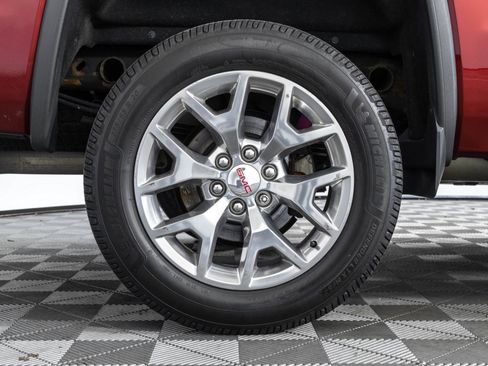 Used 2018 GMC Sierra 1500 SLT AWD/4WD image 44