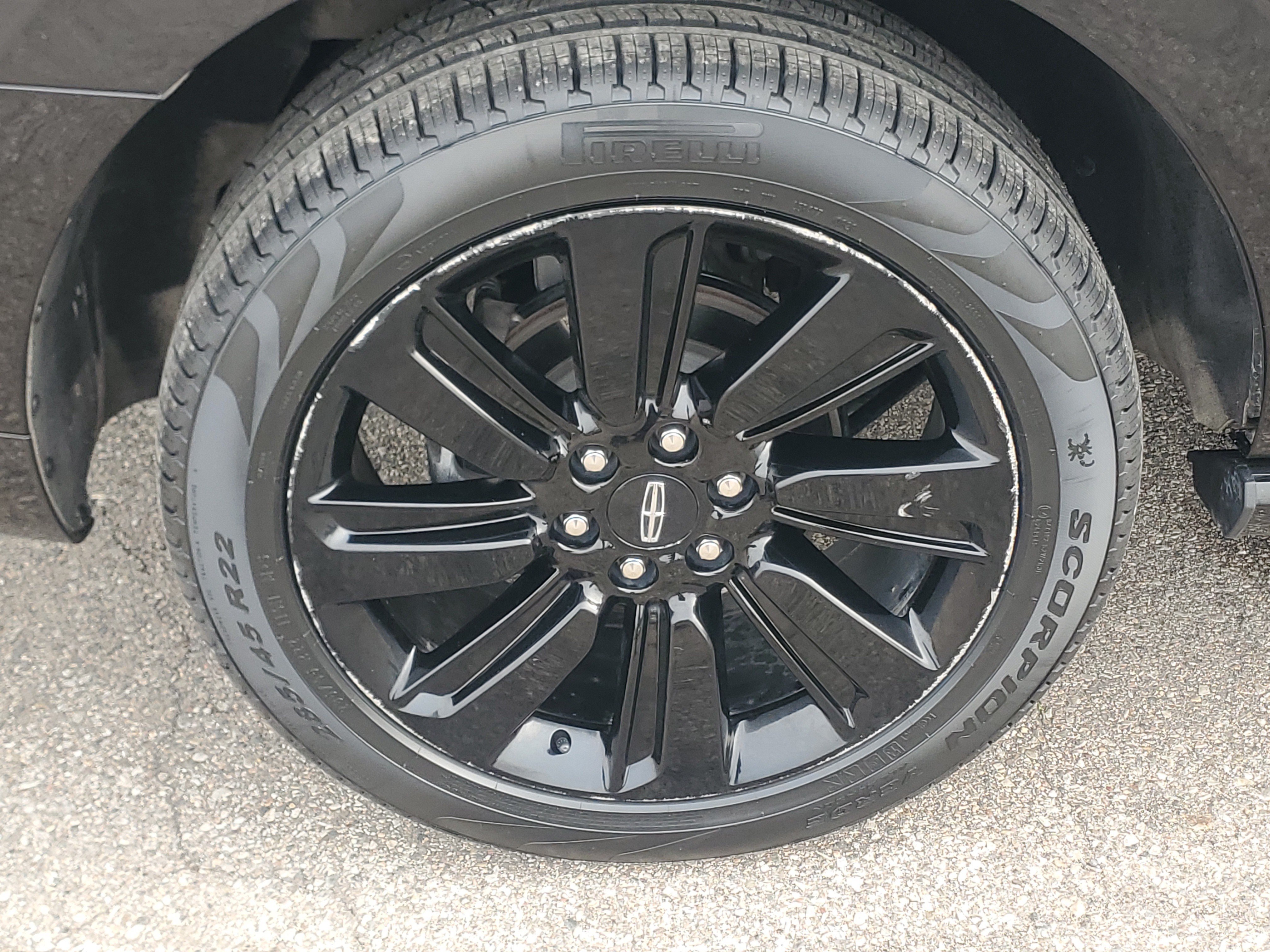 Used 2023 Lincoln Navigator Reserve AWD/4WD image 7