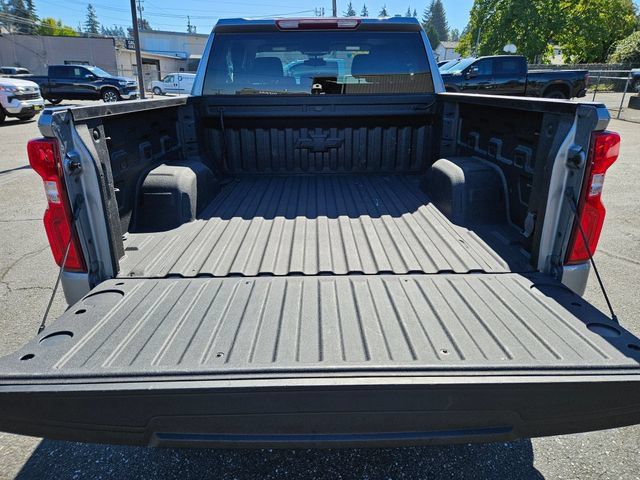Used 2024 Chevrolet Silverado 1500 RST w/ Max Trailering Package AWD/4WD image 16