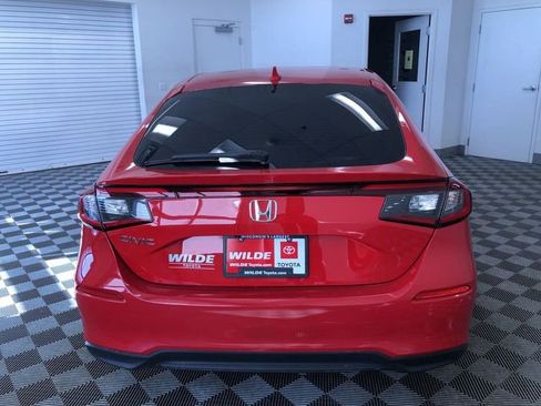 Used 2024 Honda Civic EX-L image 13