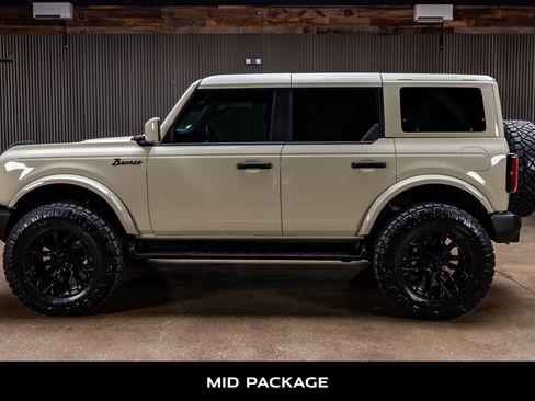 Used 2026 Ford Bronco Outer Banks image 6