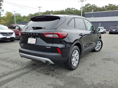 Used 2025 Ford Escape Active w/ Active Premium Tech Pack image 5