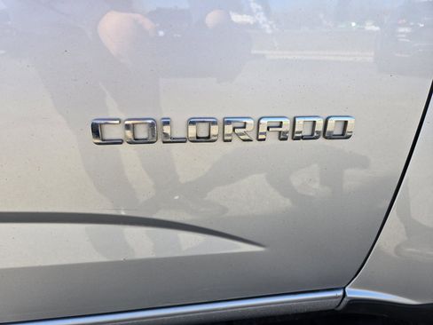 Used 2020 Chevrolet Colorado Z71 image 38