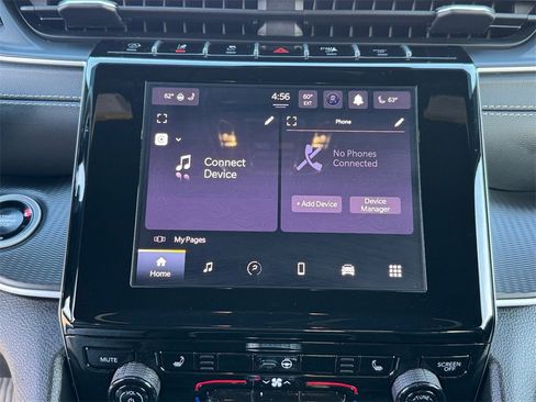 Used 2025 Jeep Grand Cherokee Altitude image 18