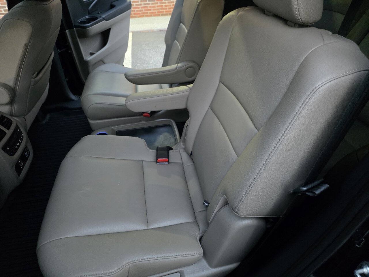 Used 2019 Honda Pilot Touring image 22