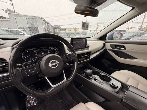 Used 2023 Nissan Rogue SV w/ SV Premium Package image 23