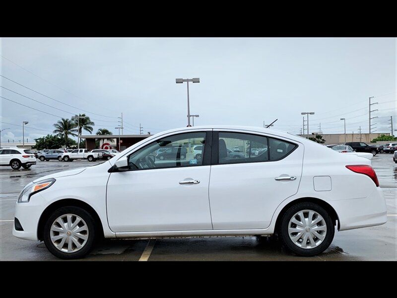Used 2017 Nissan Versa SV FWD image 8