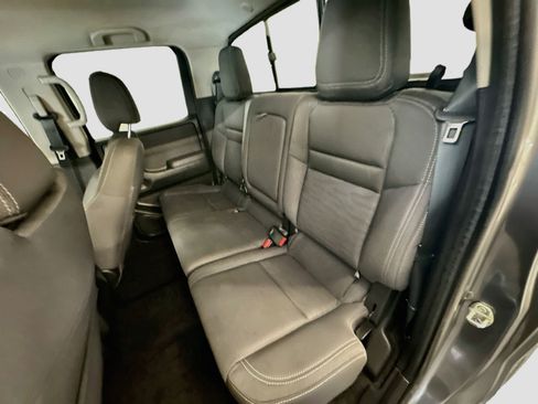 Used 2022 Nissan Frontier SV w/ Technology Package AWD/4WD image 28